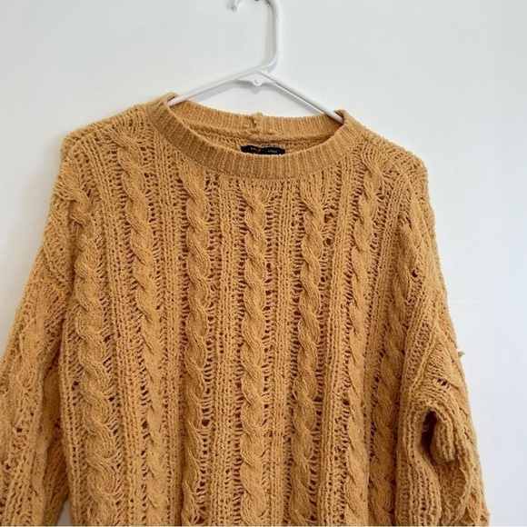 AMERICAN EAGLE Impossibly Soft Cable Knit Chenille Sweater Solid Mustard Yellow - Picture 3 of 16